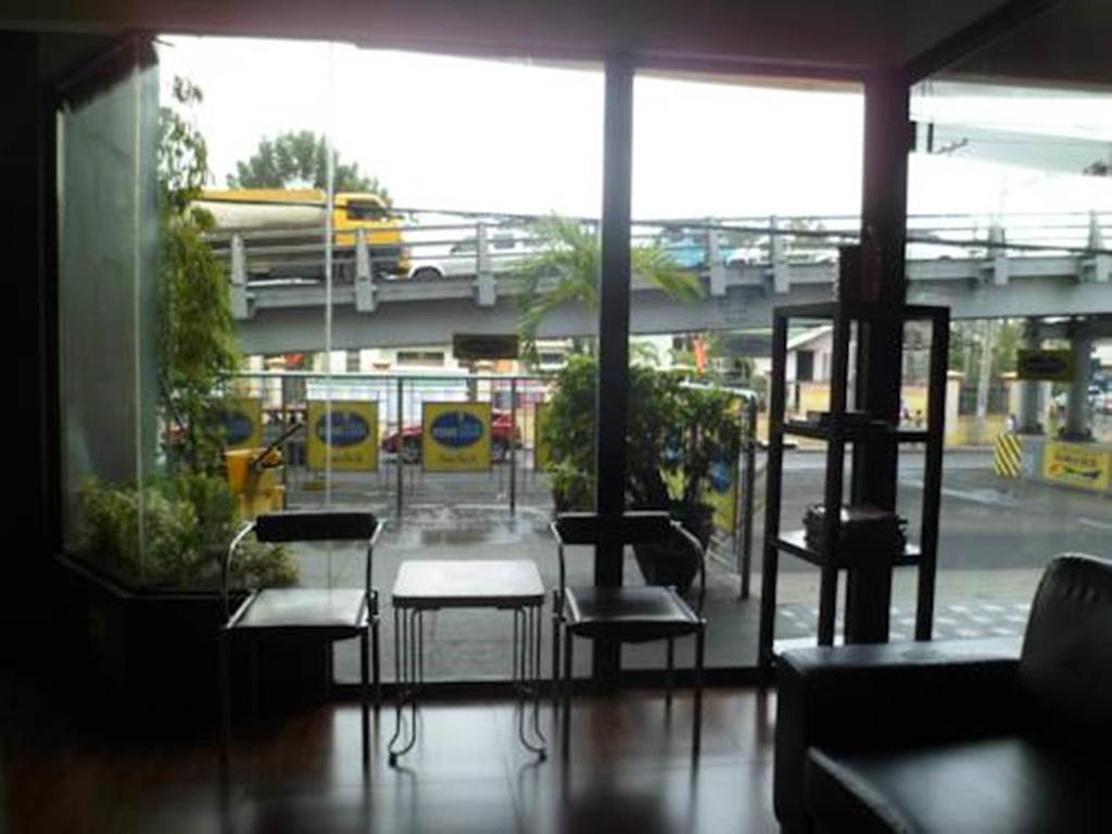 Riverside Inn Babuy Exterior foto