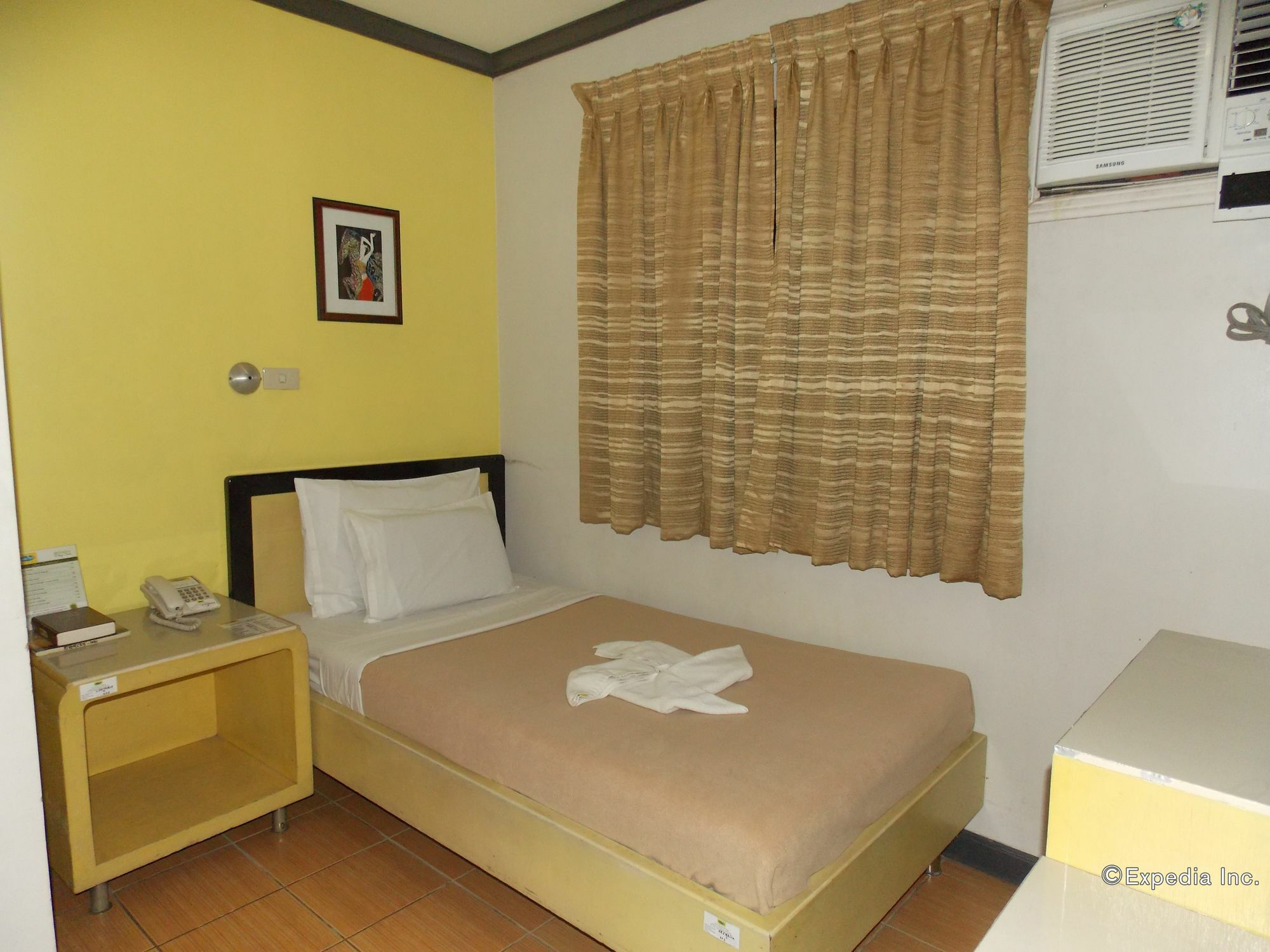 Riverside Inn Babuy Exterior foto